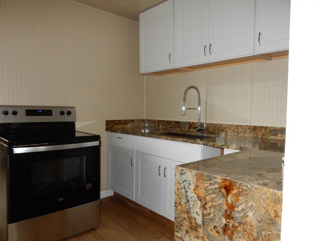 Foto del edificio - 1458 E Cleveland St