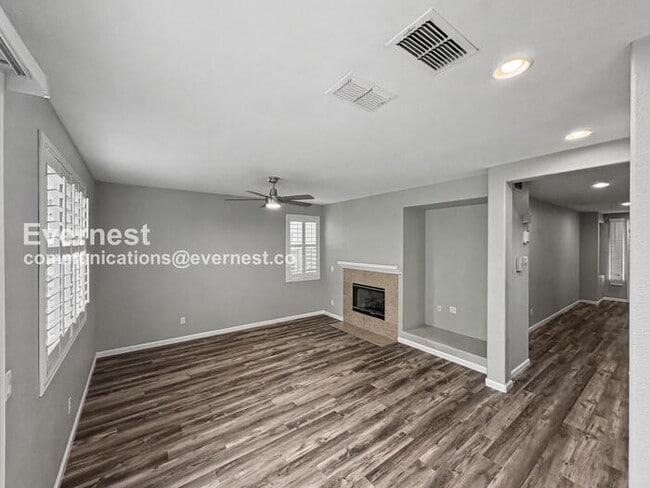 Building Photo - 1090 Azalea Ln