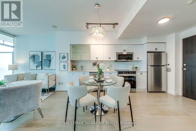 Photo du bâtiment - 33 Charles St E