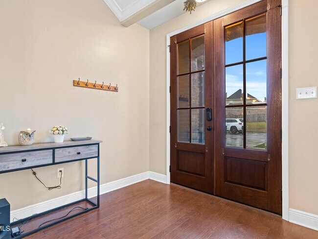Foto del edificio - 17179 Palm Ridge Dr