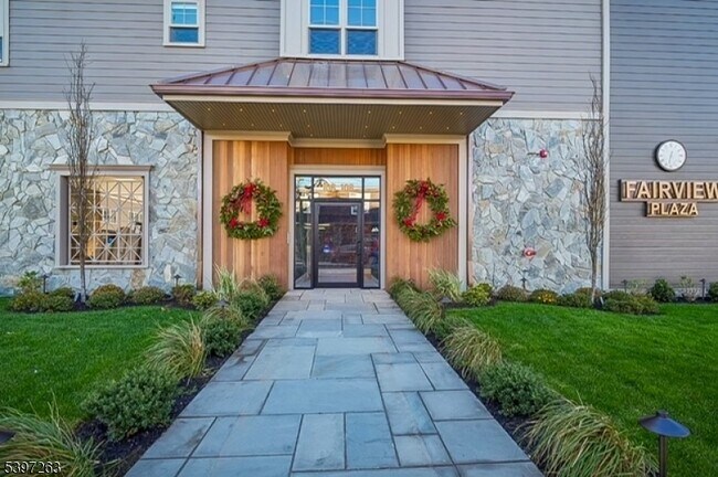 Foto del edificio - 106 Montgomery St