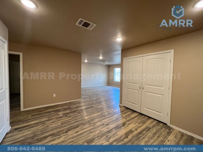 Foto del edificio - 7415 5th St