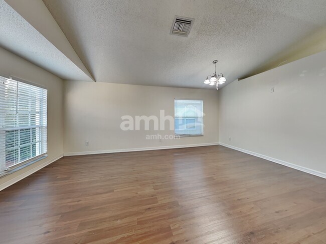 Building Photo - 10509 Goldwater Ln