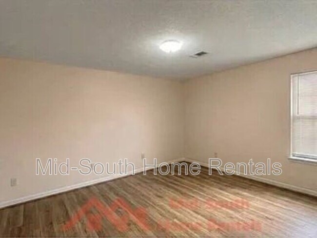 Building Photo - 1263 Tunica St