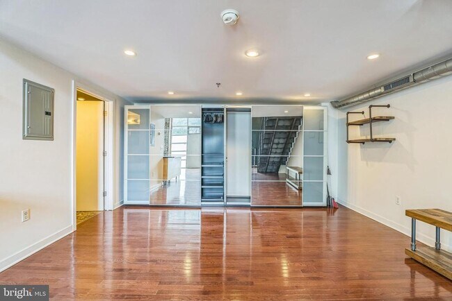 Foto del edificio - 1234 Hamilton St
