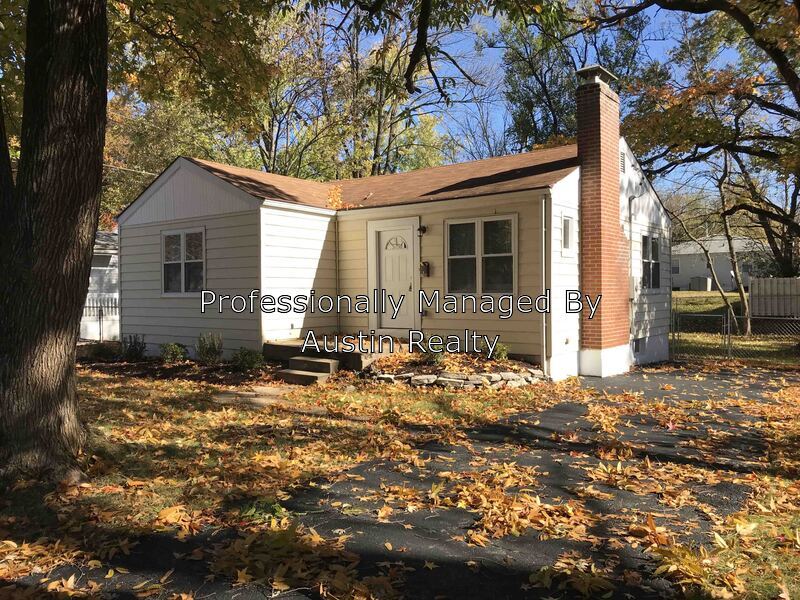 Primary Photo - 1108 Irvington Ct