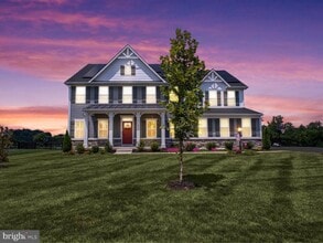 Building Photo - 8031 International Dr