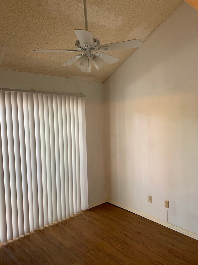 Fotografía del edificio - 2313 Longview St