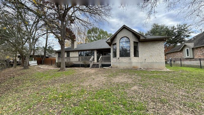 Foto del edificio - Onion Creek Estates living at $2,950!