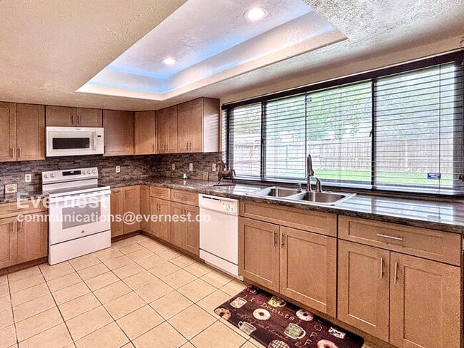 Foto del edificio - 5538 W Ridgecreek Dr