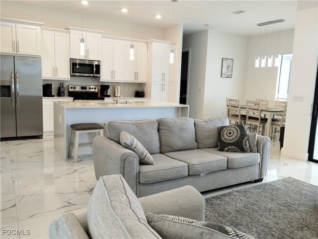 Foto del edificio - 1011 SW 15th Pl