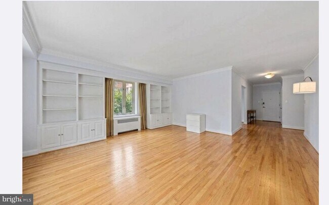 Foto del edificio - 4301 Massachusetts Ave NW