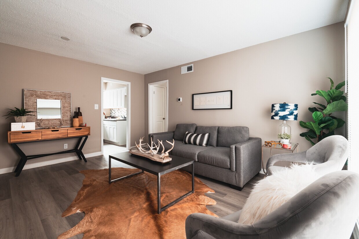 Foto principal - 2429 Ketchum Rd
