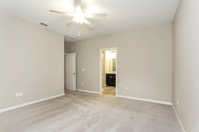 Building Photo - 6283 Bluff Ave