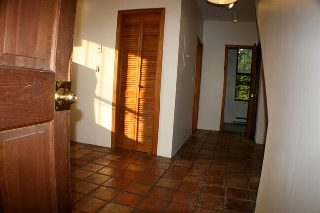 Foto del edificio - 31 Fort Ave