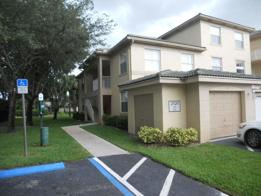 2020 Greenview Shores Blvd Unit 107, Wellington, FL 33414 Condo for