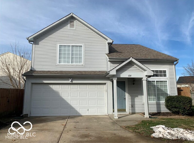 Foto principal - 684 Mountain Pine Dr