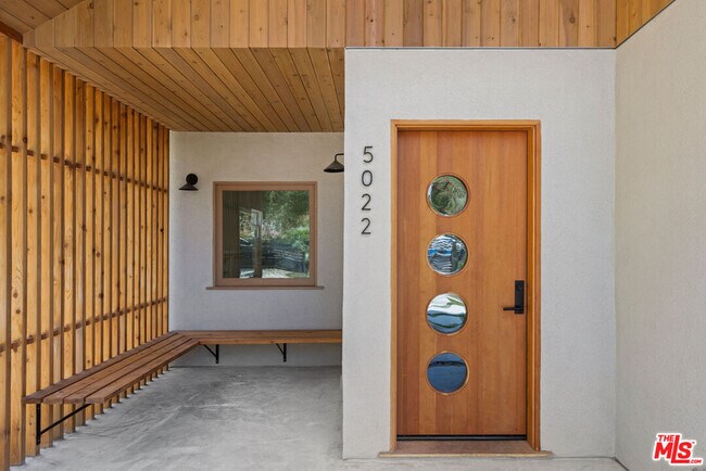 Building Photo - 5022 Almaden Dr