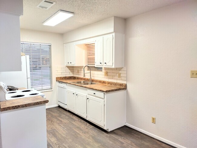 Foto del edificio - 2602 8th Ave N
