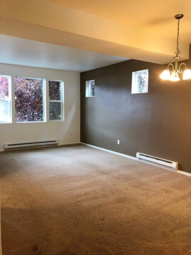 7616 39th Ave S, Seattle, WA 98118 House Rental in Seattle, WA