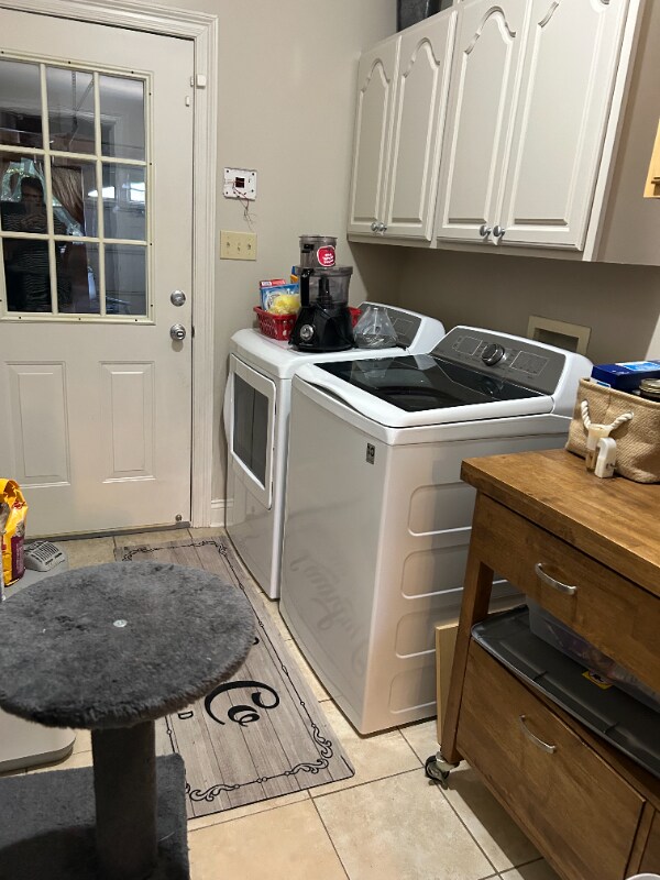 Foto del edificio - 1061 Gage Dr