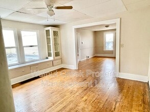 Building Photo - 810 E Erie Ave