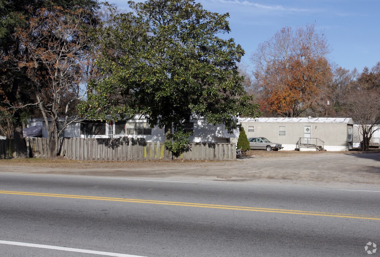 Foto del edificio - Colony Oaks