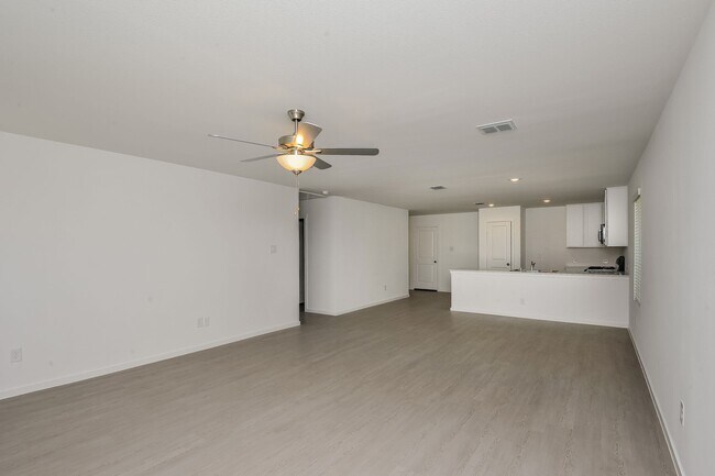 Foto del edificio - 2729 Mistwood Dr