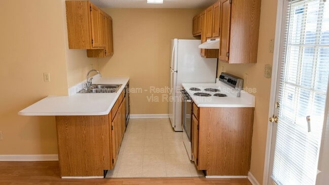 Building Photo - 1017 Nod St