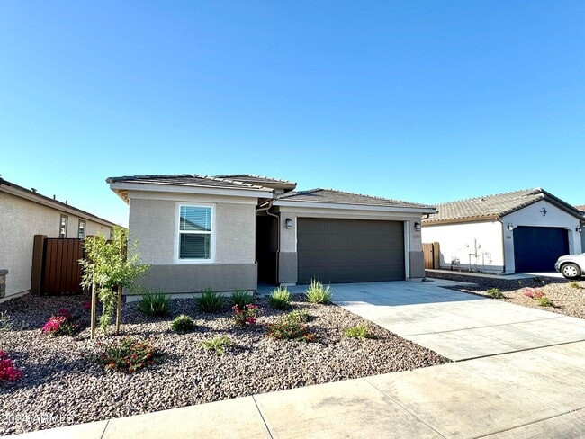 Building Photo - 36370 W Leonessa Ave