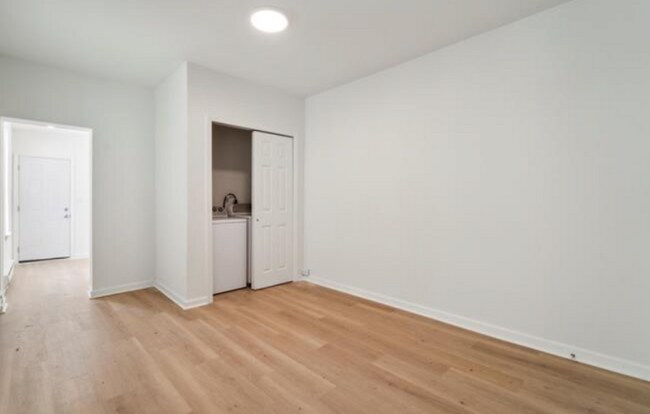 Foto del edificio - 109 W Seymour St