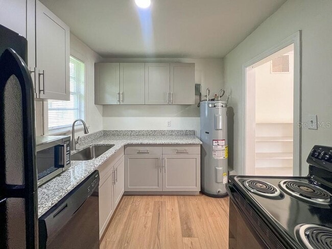 Foto del edificio - 1124 NW 4th Ave