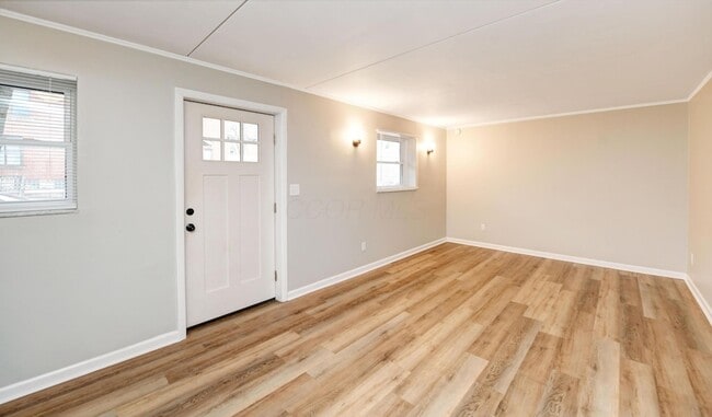 Building Photo - 458 Miller Ave