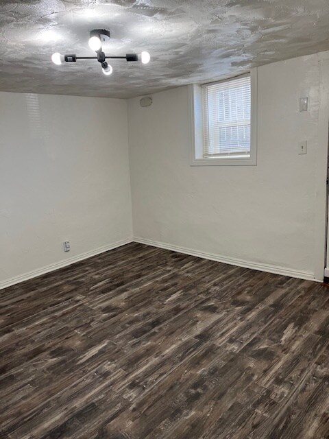 Primary Photo - 410 E 1st Ave
