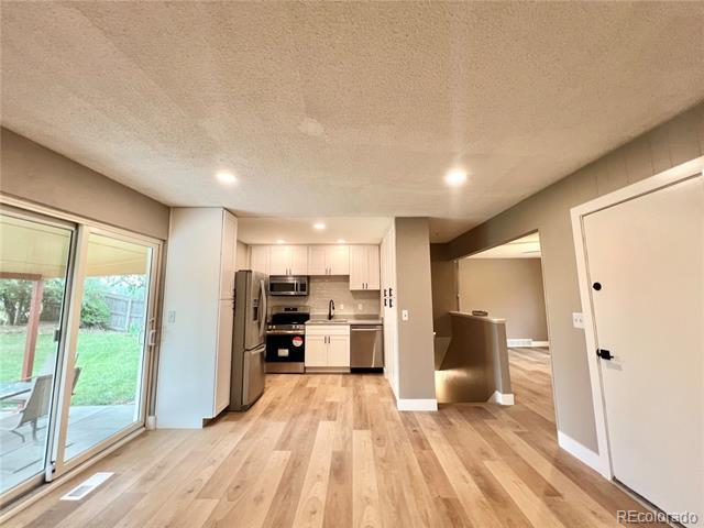 Foto del edificio - 8525 Carr Ct