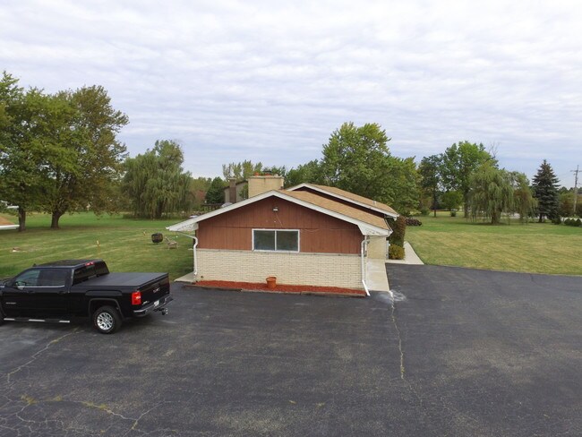 Building Photo - 17800 Wolf Rd