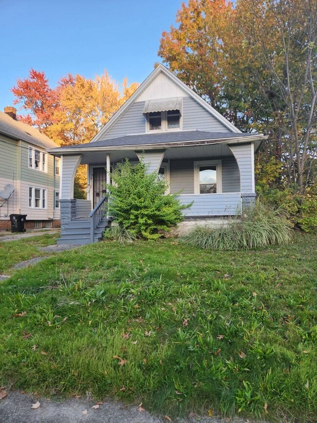 Building Photo - Charming 3-Bedroom Property in Prime Location ( SECTION 8 VOUCHERS ACCEPTED) Move in Today and Ge...