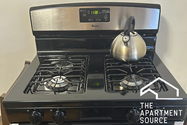 Foto del edificio - 1911 W Larchmont Ave