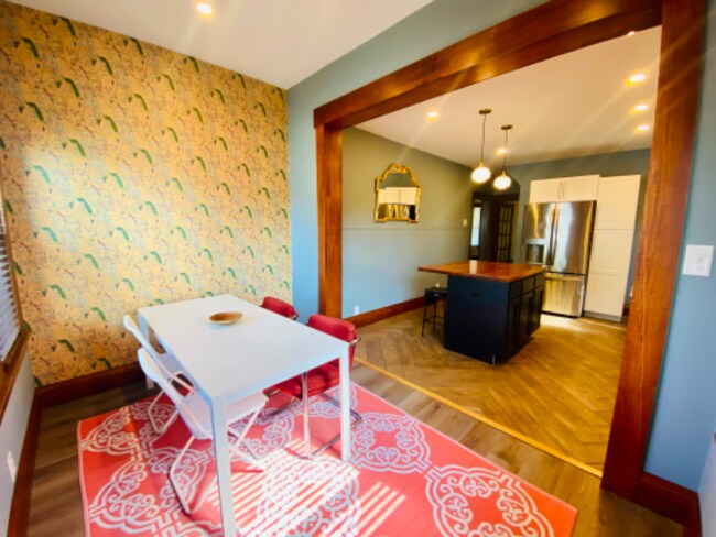 Foto del edificio - 4080 Burgen Ave