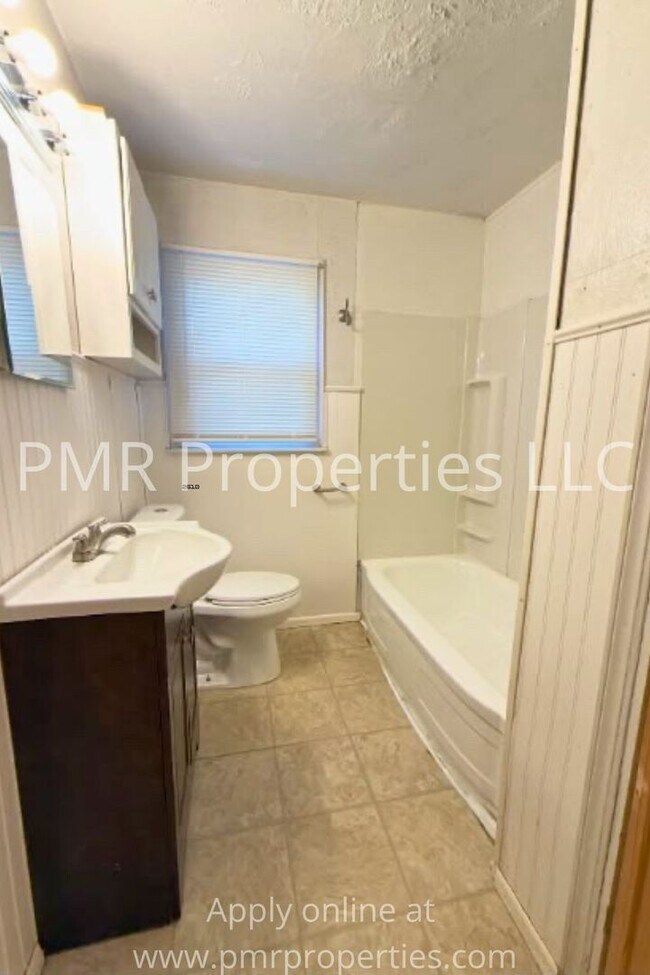 Foto del edificio - 2904 NW 19th St
