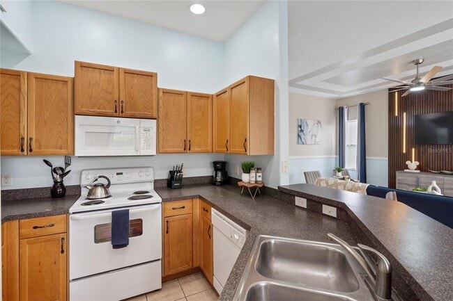 Building Photo - 730 Brunello Dr