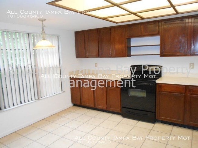 Foto del edificio - 7855 Niagara Ave