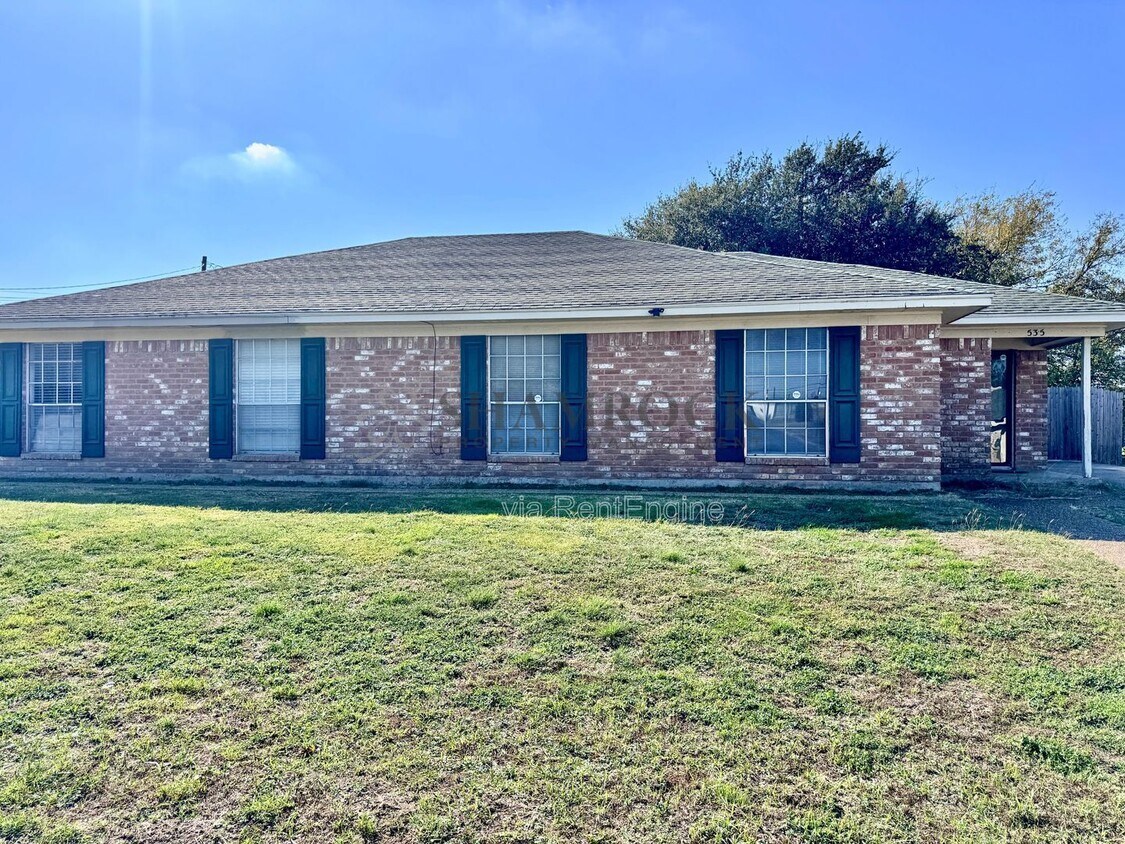 Foto principal - 535 Barbara Jean Dr