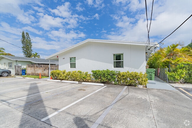 Alternate - 411 SE 3rd Ave