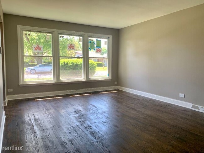 Building Photo - 4 br, 2 bath House - 15103 Beachview Ter