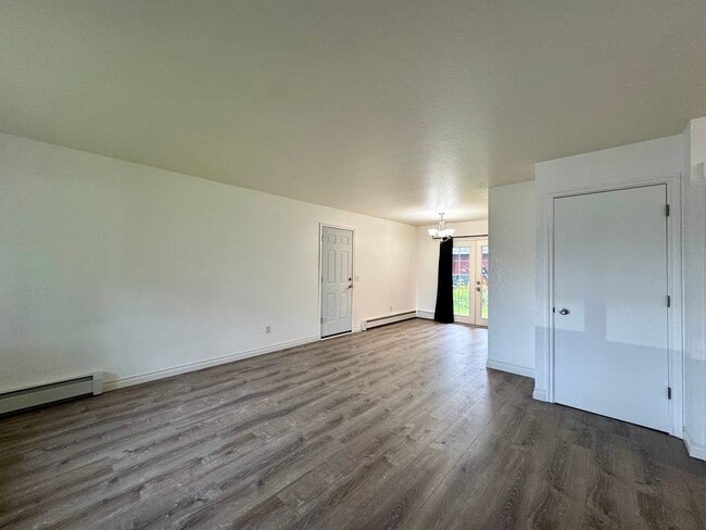 Building Photo - 1717 Aliak Dr