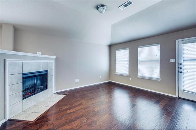 Foto del edificio - 528 Cranbrook Dr