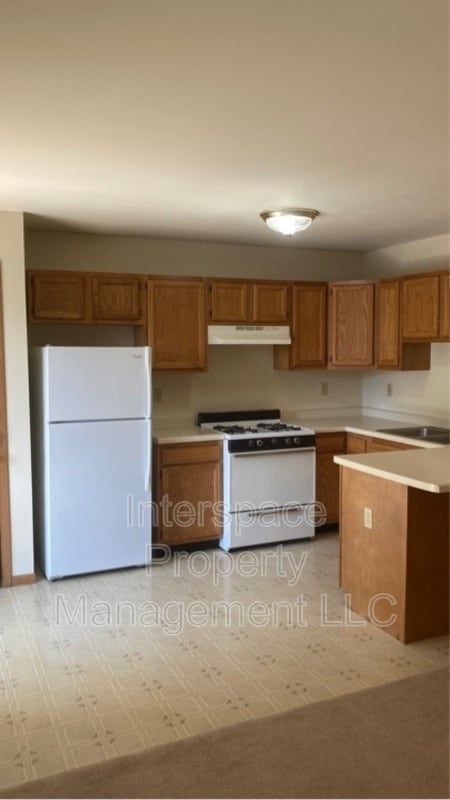 Foto principal - 1778 W State St