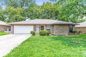 Building Photo - 3410 Dovecreek Dr