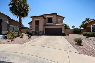 Building Photo - 1815 E Dava Dr